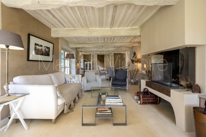 Image No.16-6 Bed House for sale