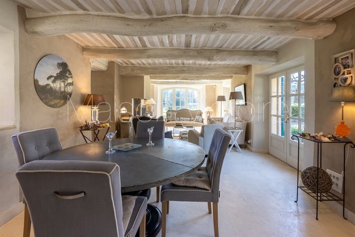 Image No.17-6 Bed House for sale