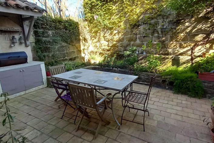 Image No.2-3 Bed House for sale