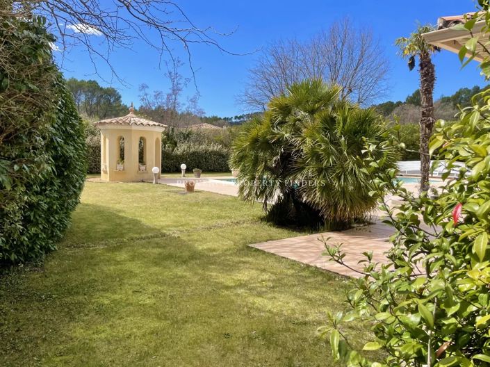 Image No.15-5 Bed House for sale