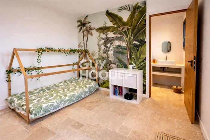 Image No.14-4 Bed House for sale