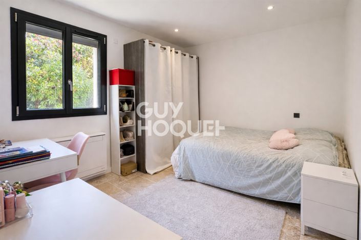 Image No.15-4 Bed House for sale