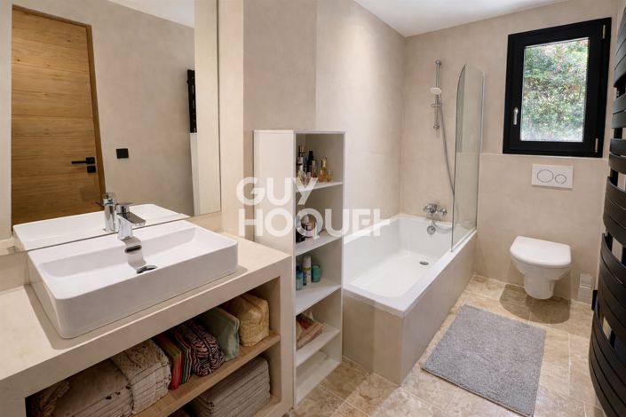 Image No.16-4 Bed House for sale