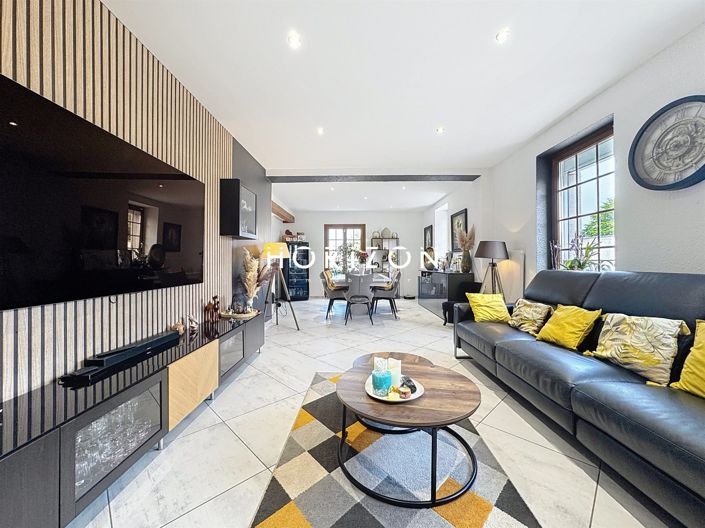 Image No.28-6 Bed House for sale