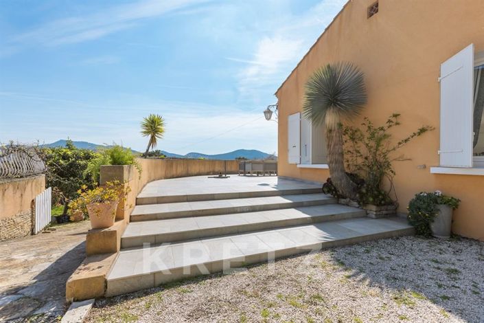 Image No.14-6 Bed House for sale