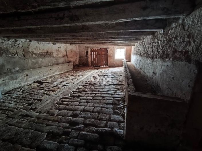 Image No.9-Maison de 1 chambre à vendre à Franche-Comté