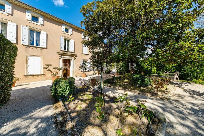 Image No.2-6 Bed House for sale