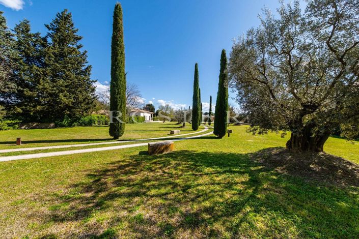 Image No.4-6 Bed House for sale