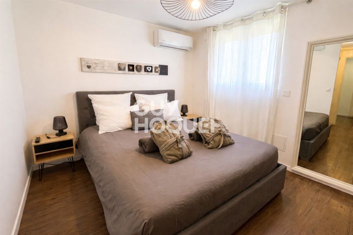 Image No.10-5 Bed House for sale