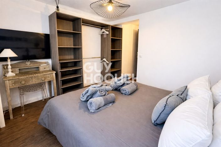 Image No.12-5 Bed House for sale