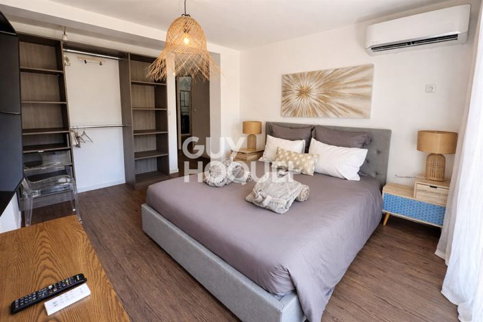 Image No.9-5 Bed House for sale