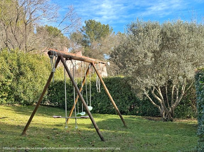 Image No.17-4 Bed House for sale