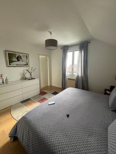 Image No.11-5 Bed House for sale