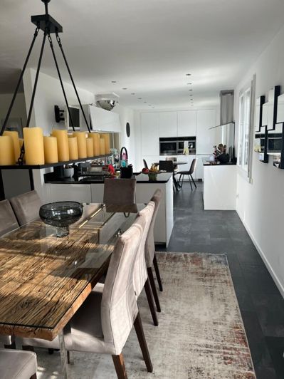 Image No.7-5 Bed House for sale