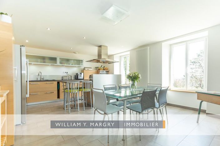 Image No.5-5 Bed House for sale