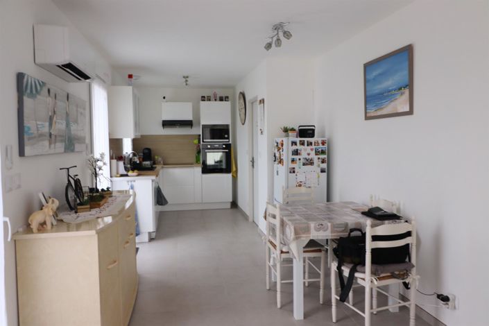 Image No.2-2 Bed House for sale