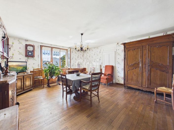 Image No.6-3 Bed House for sale