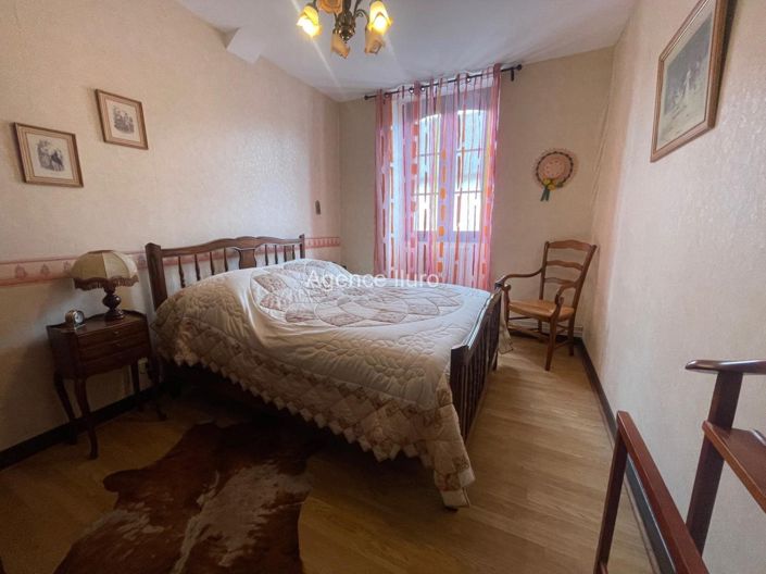 Image No.10-Maison de 4 chambres à vendre à Oloron-Sainte-Marie