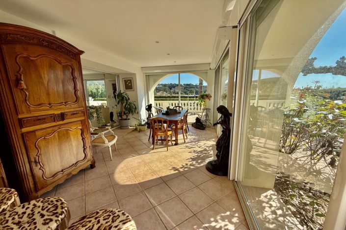 Image No.10-2 Bed Apartment for sale