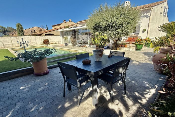 Image No.4-5 Bed House for sale