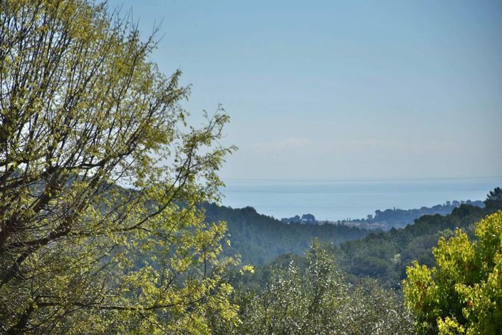 Image No.13-3 Bed House for sale