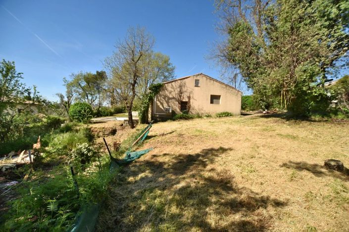 Image No.8-3 Bed House for sale