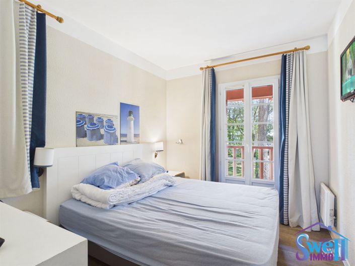 Image No.10-3 Bed House for sale