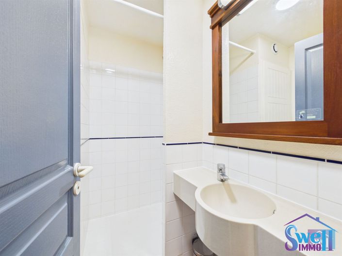 Image No.11-3 Bed House for sale