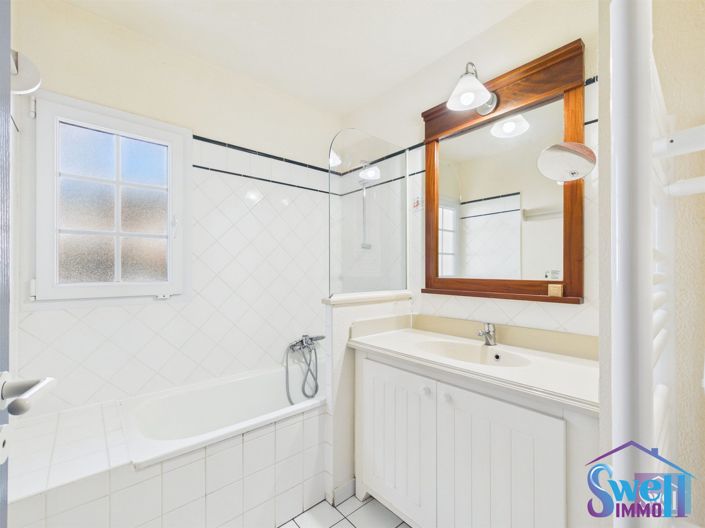 Image No.7-3 Bed House for sale