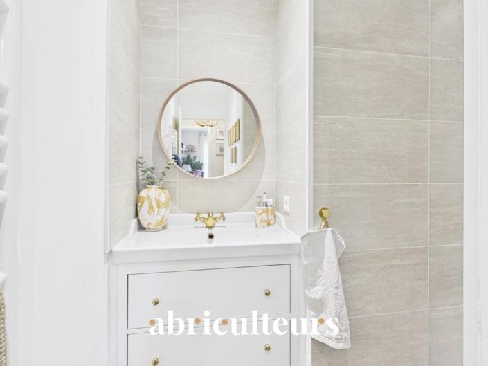 Image No.11-3 Bed House for sale