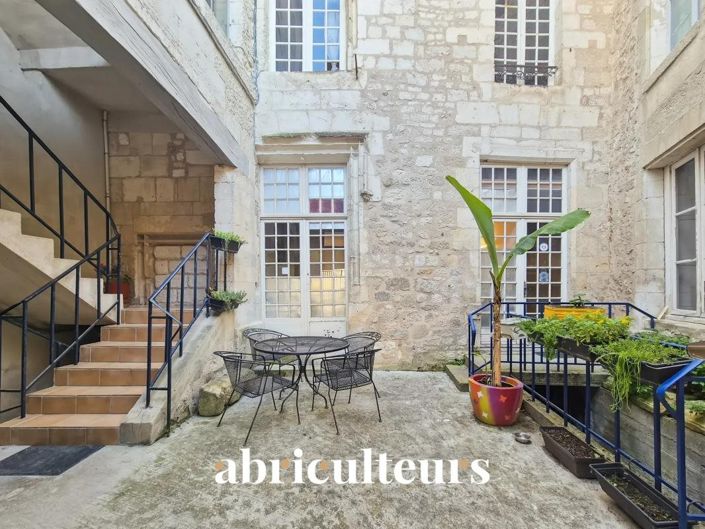 Image No.12-3 Bed Apartment for sale