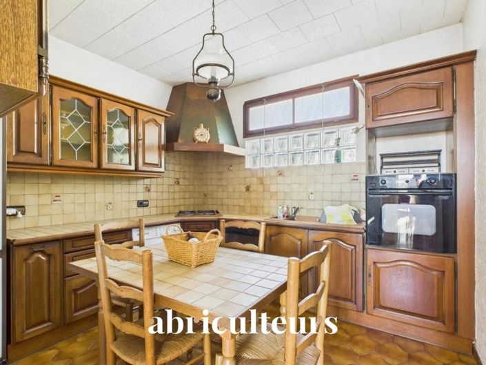 Image No.4-4 Bed Apartment for sale