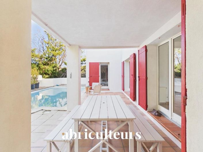 Image No.22-5 Bed House for sale