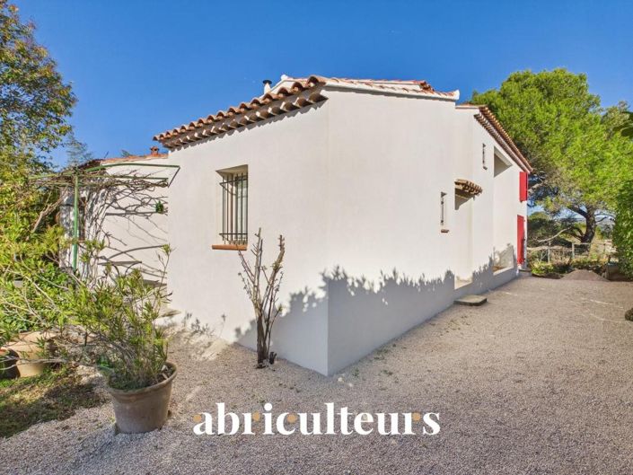 Image No.27-5 Bed House for sale