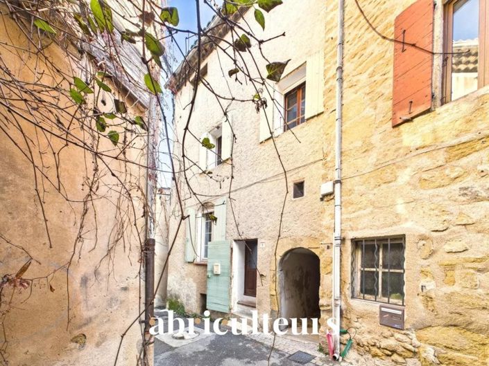 Image No.15-3 Bed House for sale