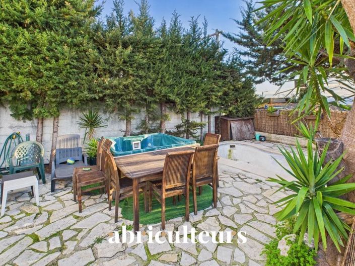 Image No.3-6 Bed House for sale