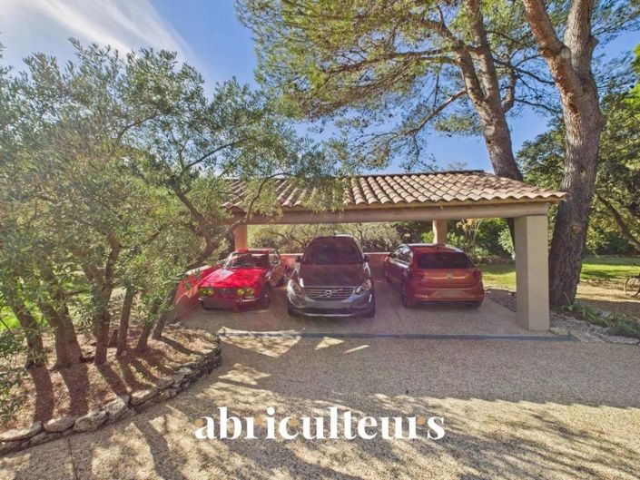 Image No.17-4 Bed House for sale