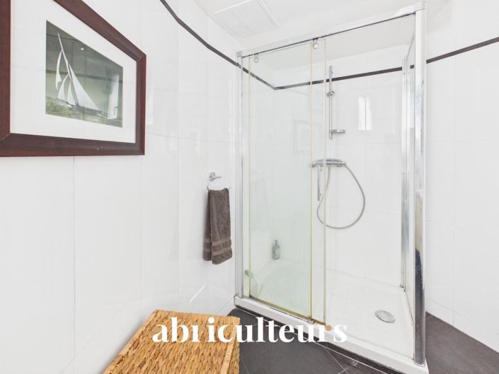 Image No.12-1 Bed Apartment for sale