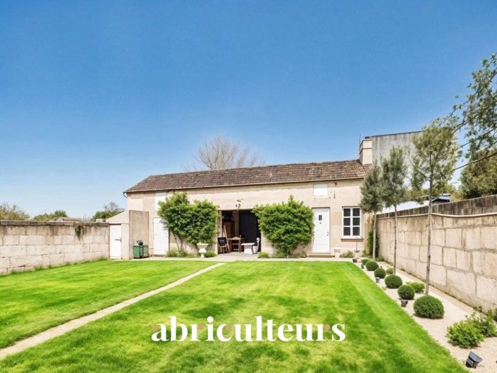 Image No.3-5 Bed House for sale