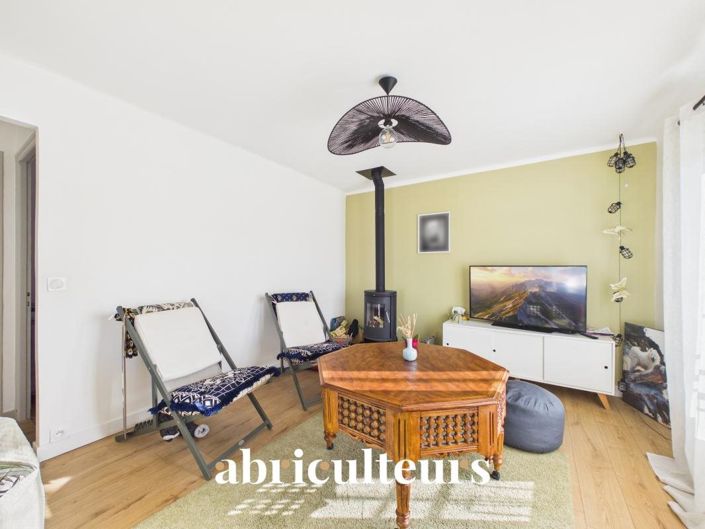 Image No.3-3 Bed House for sale