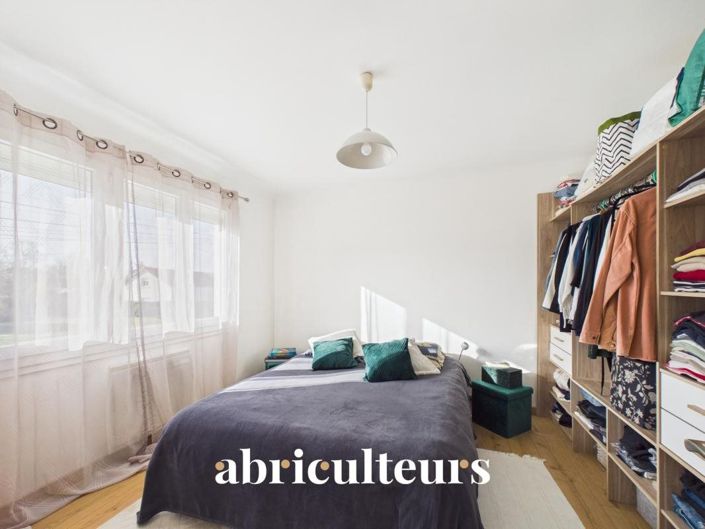 Image No.4-3 Bed House for sale