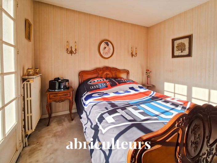 Image No.8-3 Bed House for sale