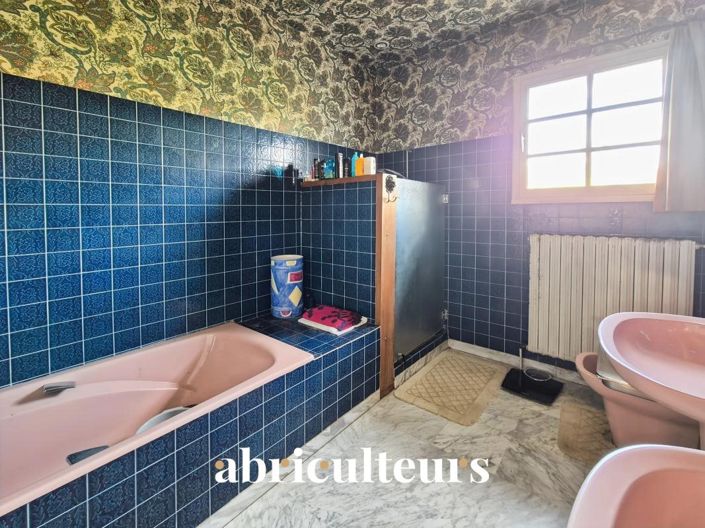 Image No.9-3 Bed House for sale