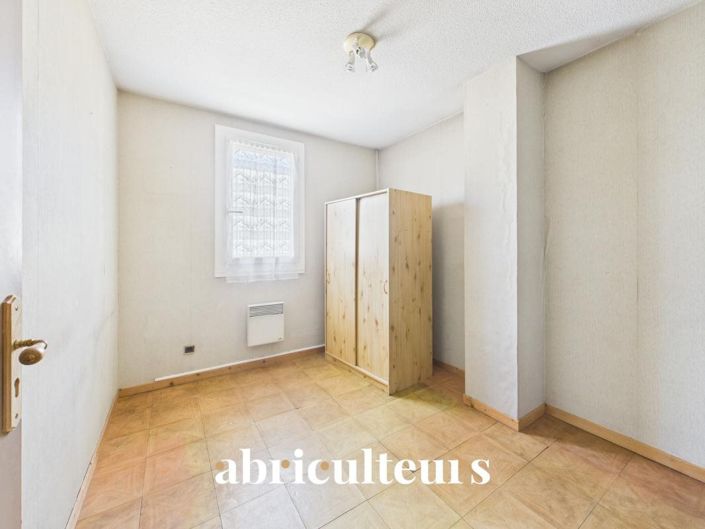 Image No.11-4 Bed House for sale