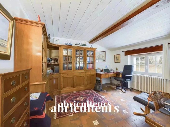 Image No.13-6 Bed House for sale
