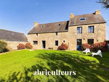 1 - Finistere, Maison