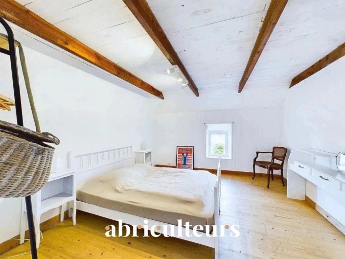 Image No.10-5 Bed House for sale