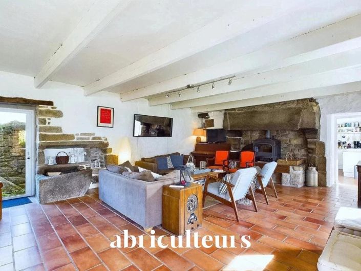 Image No.5-5 Bed House for sale