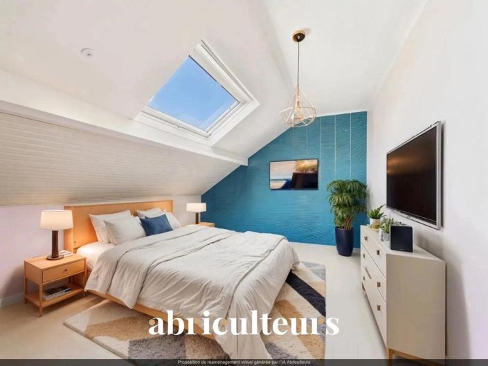 Image No.8-7 Bed Apartment for sale