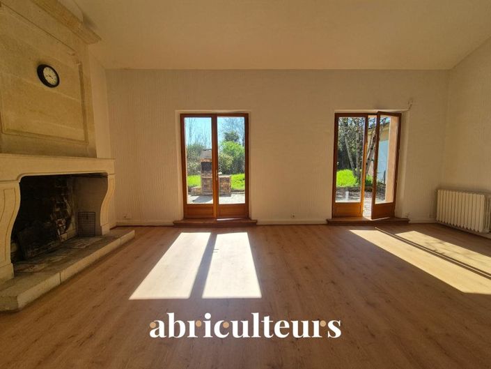 Image No.5-3 Bed House for sale